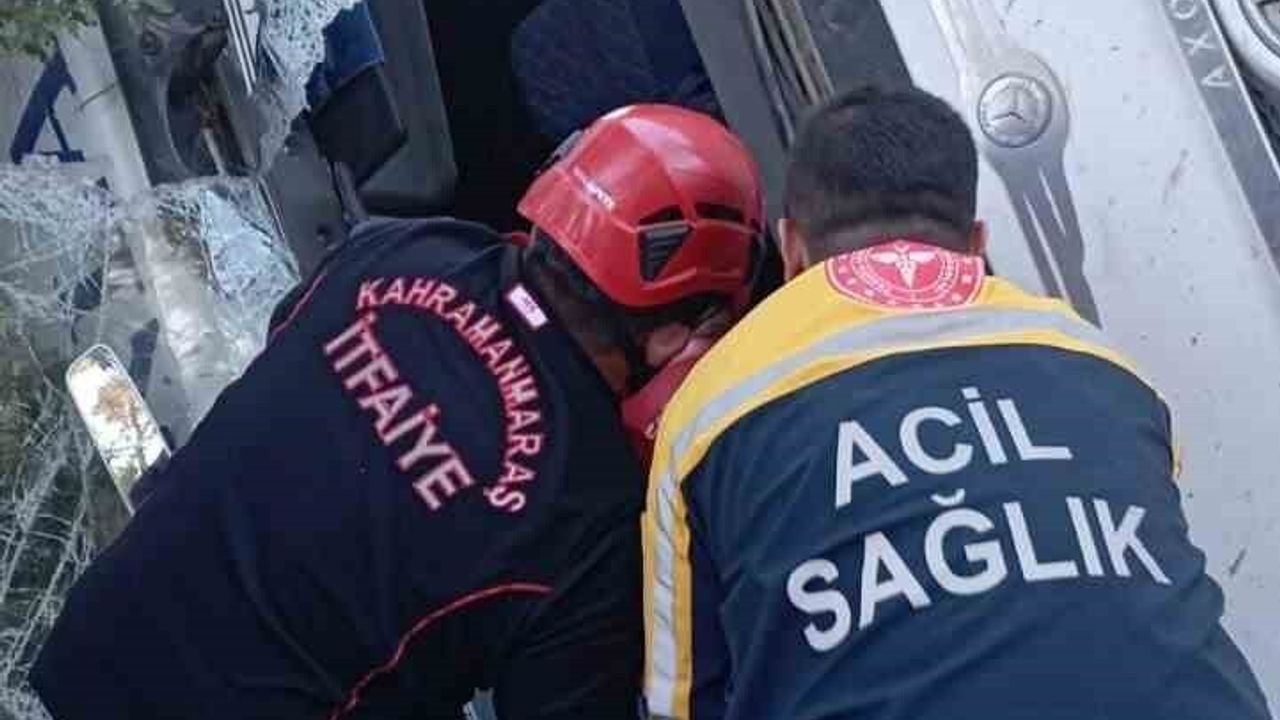 Kahramanmaraş'ta Uçuruma Yuvarlanan Kamyonun Sürücüsü Kurtarıldı