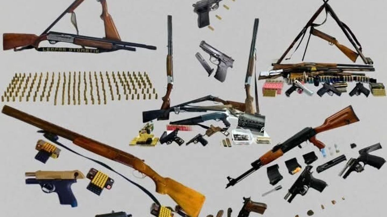 Kale'de Kaçak Silah Operasyonu: 9 Şüpheli Gözaltına Alındı