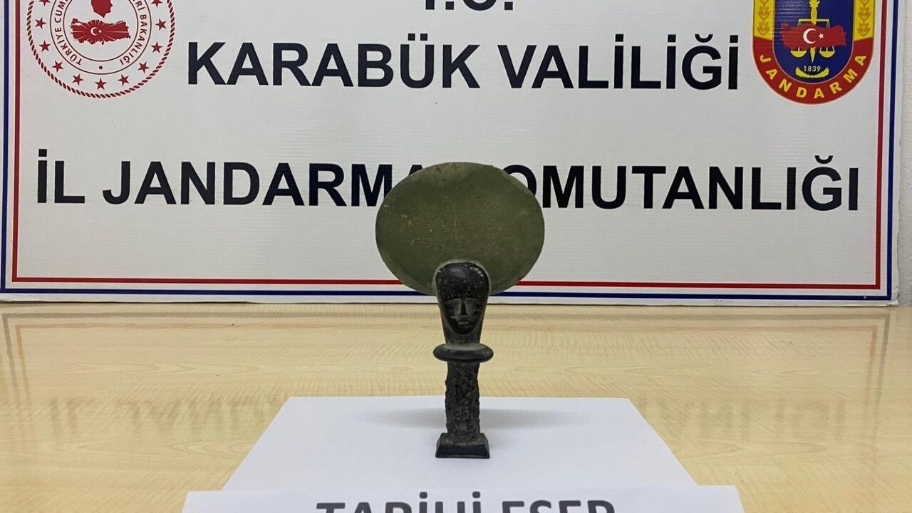 Karabük'te Antik Mısır Heykeli ve Tarihi Eserlere Operasyon
