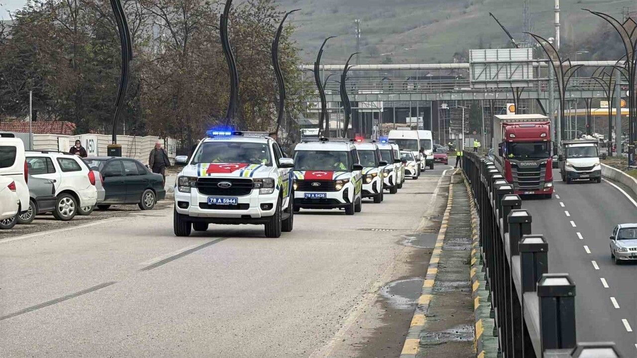 Karabük'te Güvenlik İçin 47 Yeni Araç Tahsis Edildi