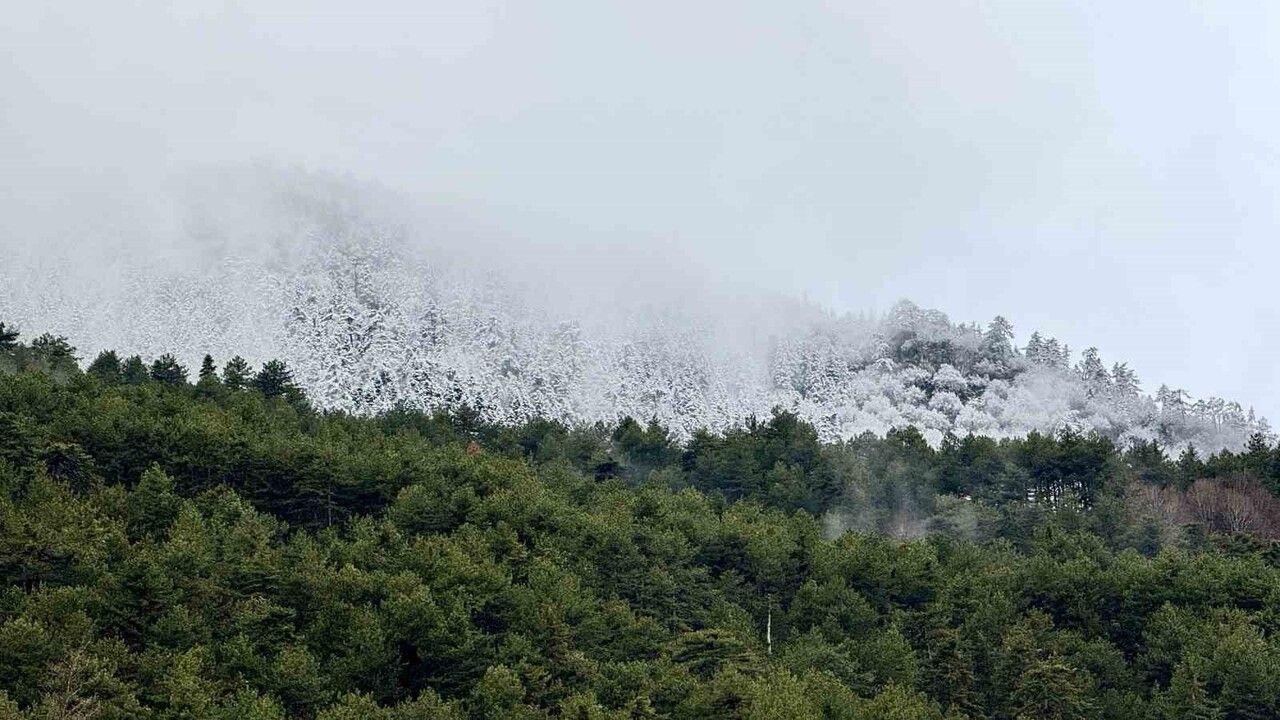 Karabük’te Kar Yağışı ve Eğlenceli Drift Anları