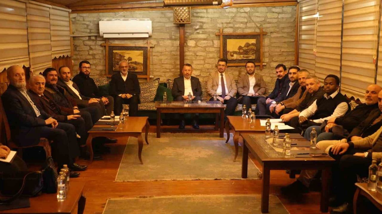 Karabük Üniversitesi ve STK'lar Sosyal Fayda İçin İş Birliği Yapıyor