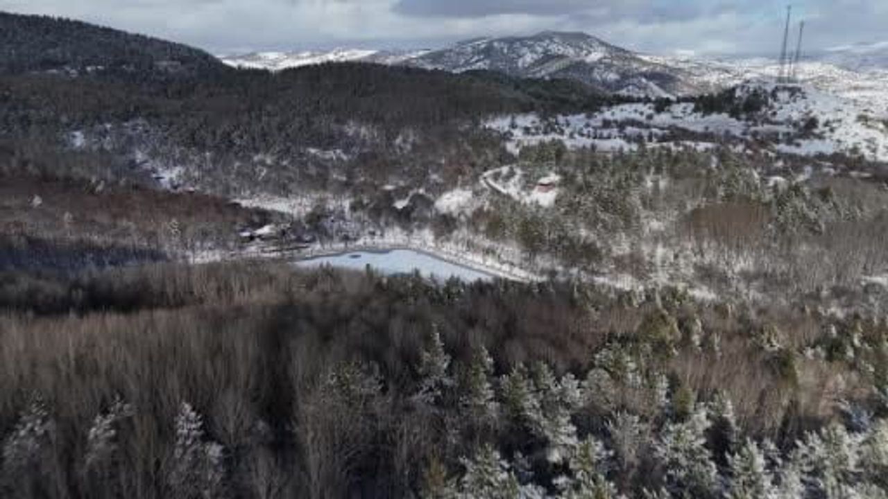 Karagöl Tabiat Parkı Kış Beyazına Büründü