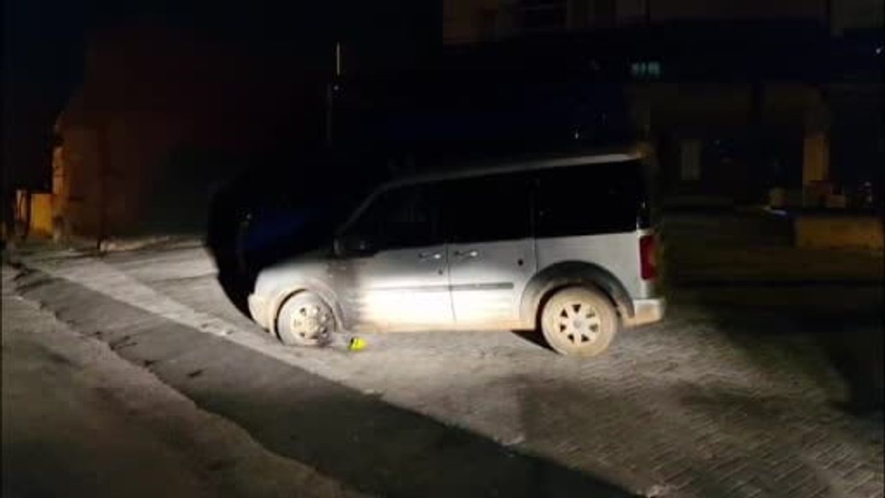 Karaman'da Hafif Ticari Araç Kundaklama Girişimi