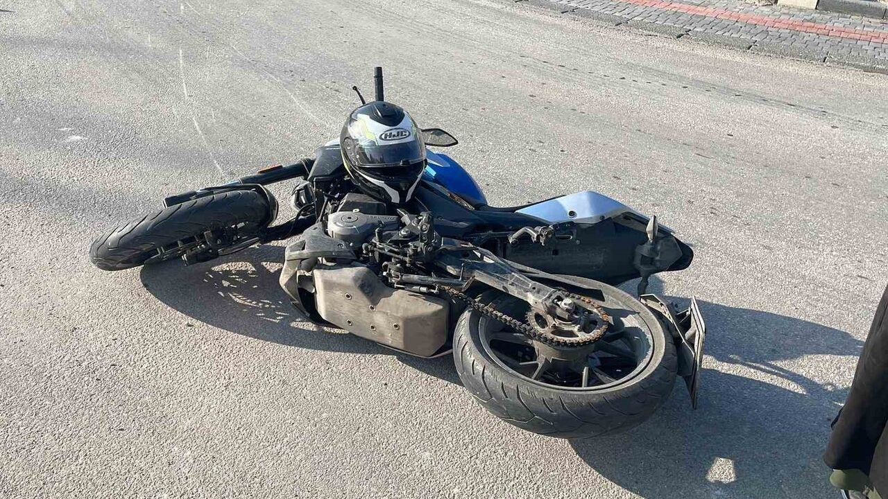 Karaman'da Motosikletli Kaza: Sürücü Yaralı