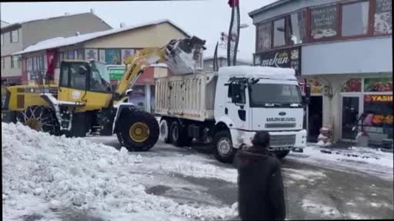 Karlıova'da Karla Mücadele Çalışmaları