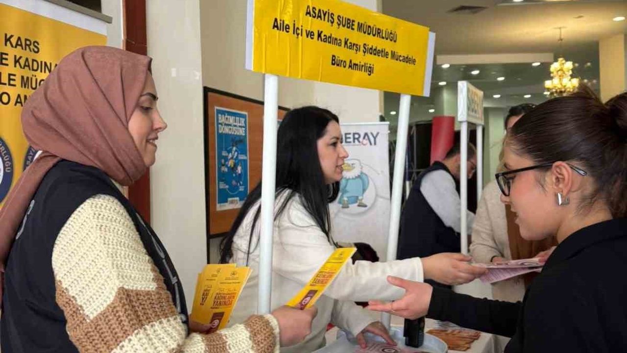 KARS'TA ÖĞRENCİLERE KADES UYGULAMASI ANLATILDI