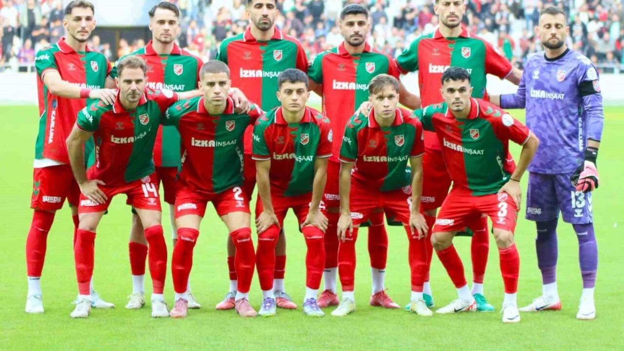 Karşıyaka, Eskişehirspor Deplasmanında Zorlu Maça Çıkıyor