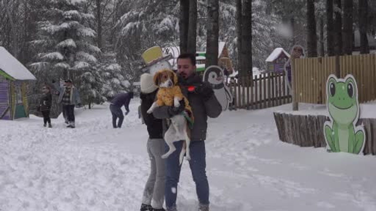 Kartepe'de Kış Neşesi: 60 Santimetre Kar