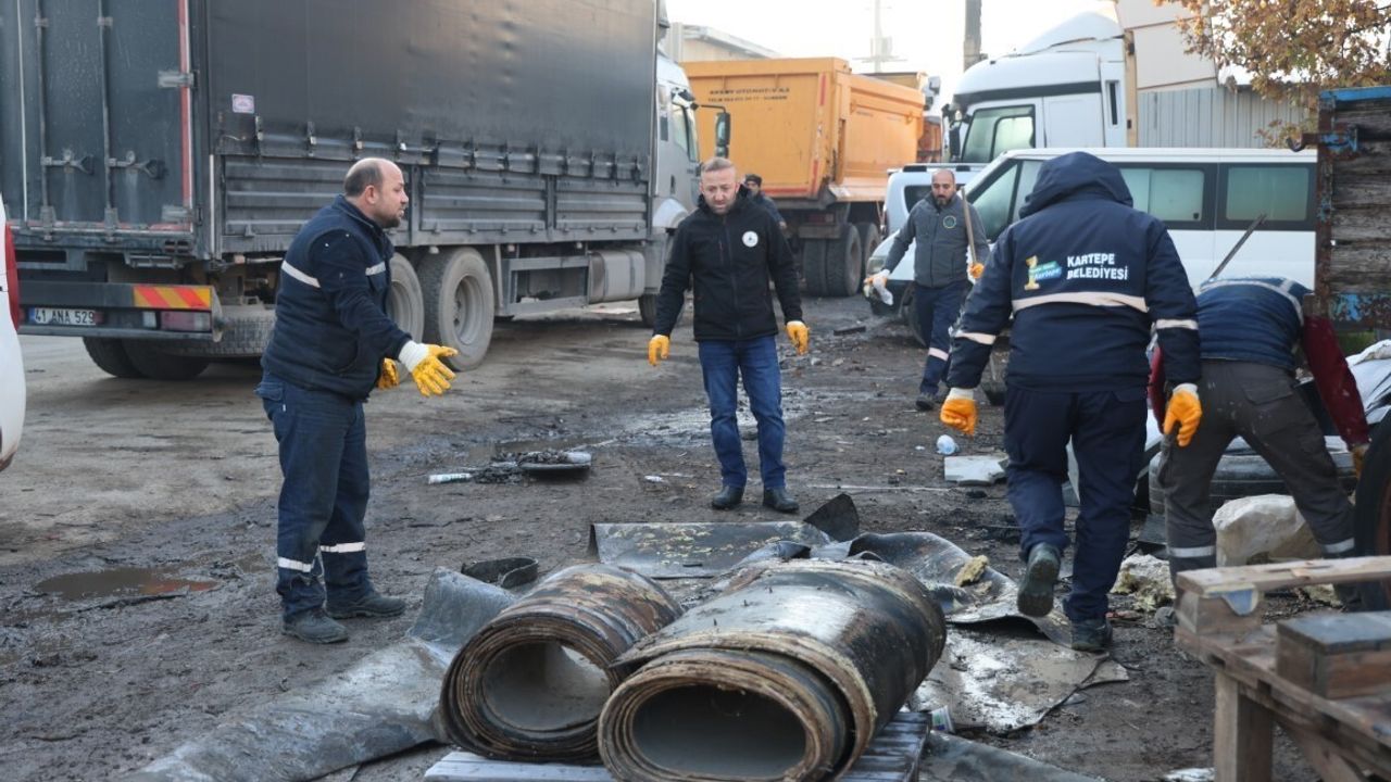Kartepe'de Sanayi Bölgesi Temizlendi