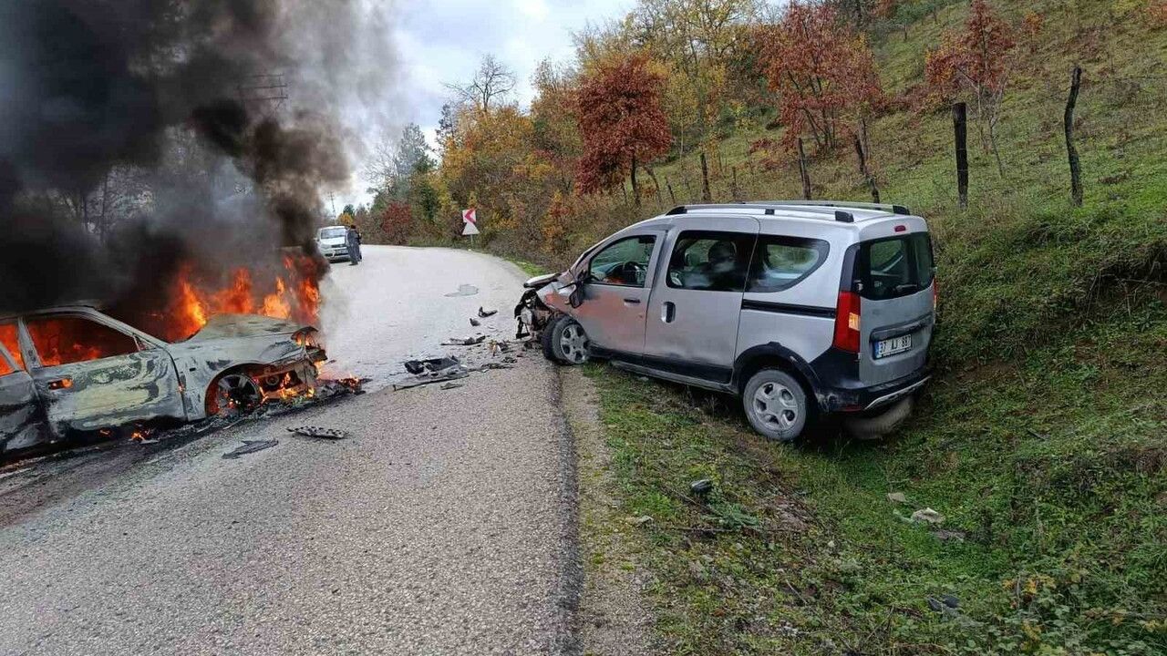 Kastamonu'da Trafik Kazası: 2 Yaralı