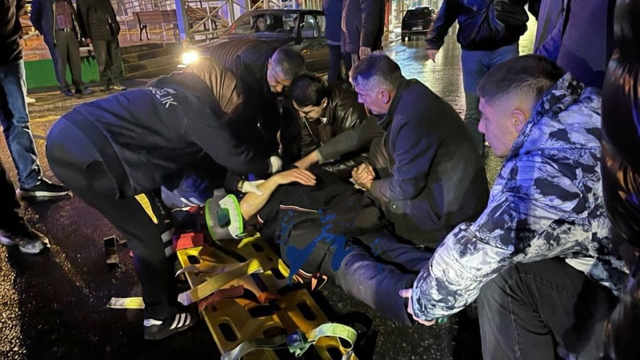 Kaynarca'da Otomobil Yaya Çarptı: Sürücü Aranıyor