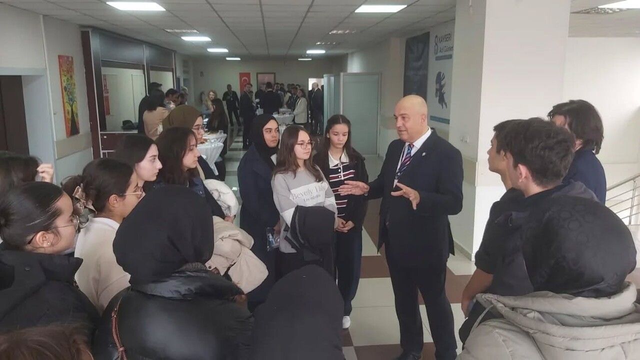 Kayseri Büyükşehir Belediyesi'nden Gençlere Matematikte Destek: Genç KAYMEK Matematik Kampı