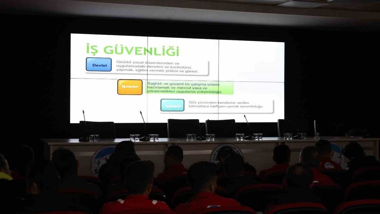 Kayseri Büyükşehir Belediyesi Spor A.Ş. Personeline İş Sağlığı ve Güvenliği Eğitimi