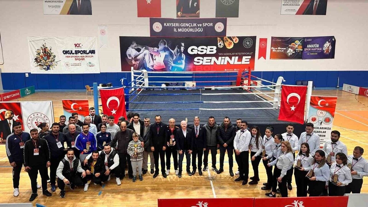 Kayseri'de Gazilere Vefa Muaythai Şampiyonası Düzenlendi