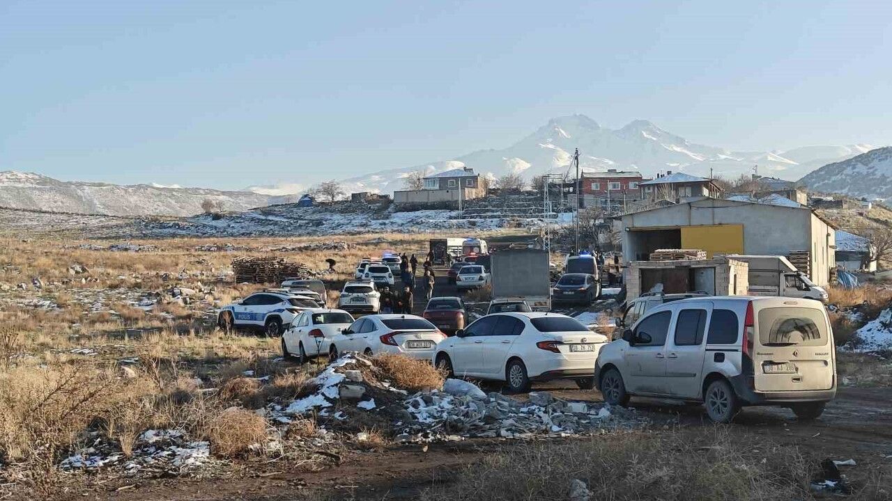 Kayseri'de Silahlı Kavga: 1 Ölü, 2 Yaralı