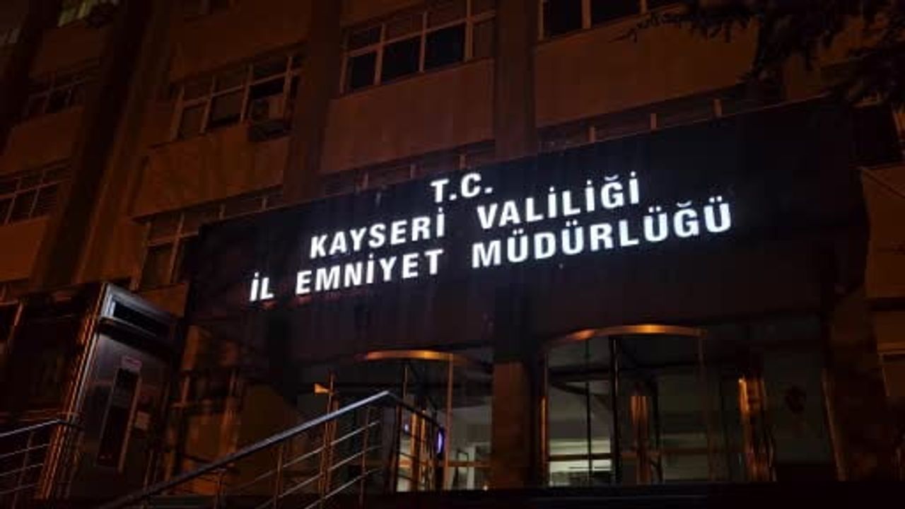 Kayseri Polisi Yılbaşı İçin Güvenliği Artırdı