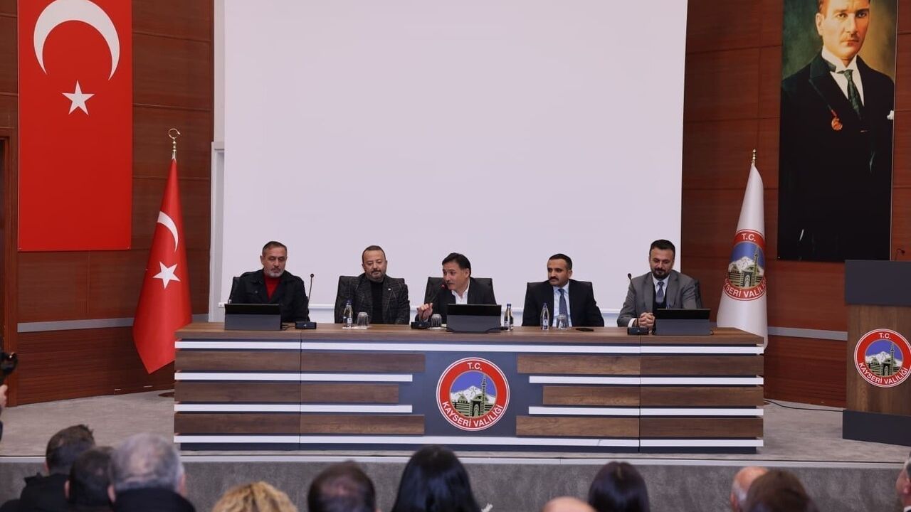 Kayseri Valisi Çiçek, Turist Rehberleri ile Buluştu