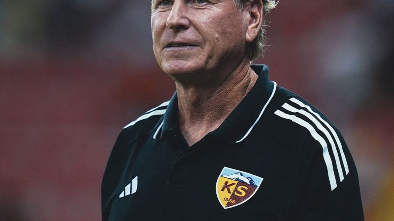 Kayserispor'un Teknik Direktör Değişiklikleri ve İlk Yarı Performansı