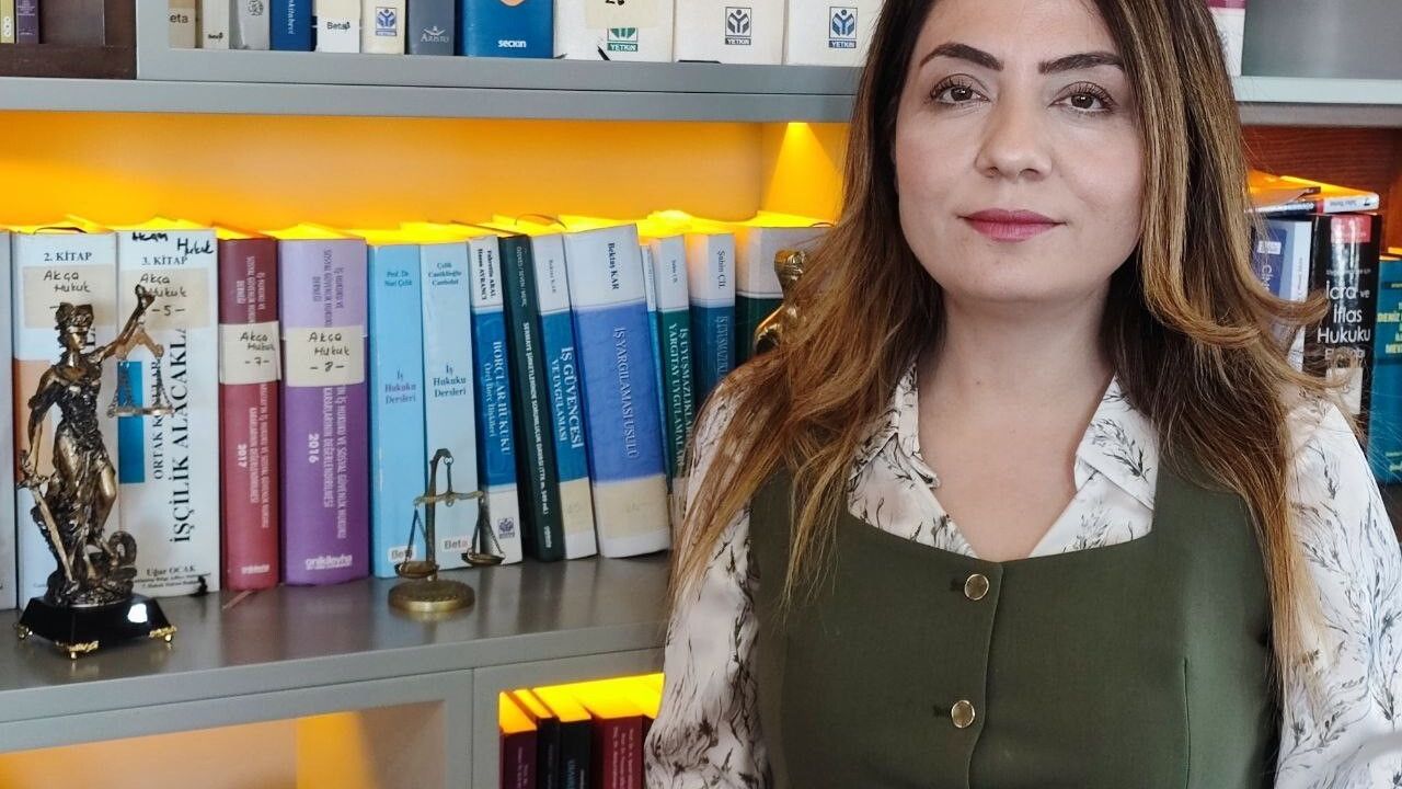 Kazım Koyuncu'nun Şarkısını Paylaşan Öğretmene Telif Talebi