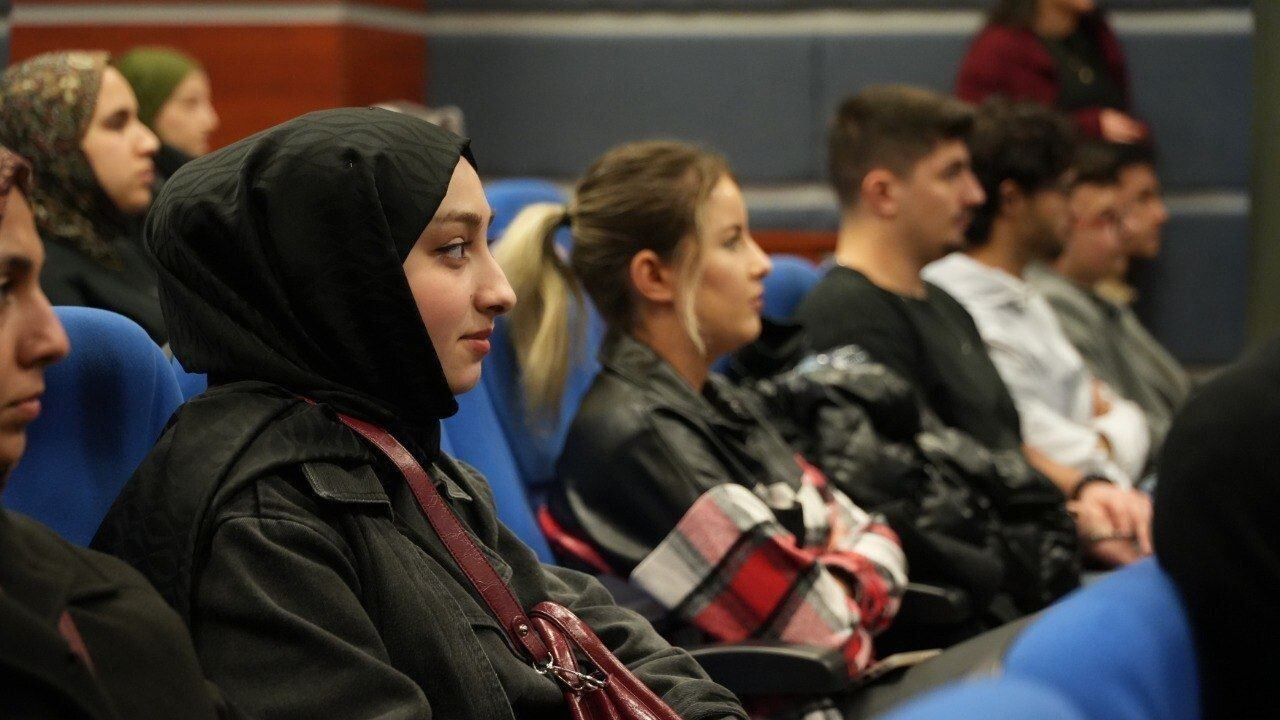 KBÜ'de Tez Yazım Seminerleri Beşinci Haftayı Tamamladı