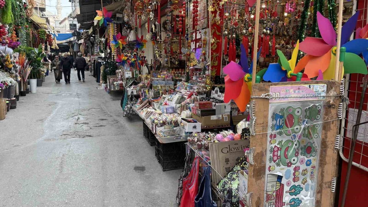 Kemeraltı Çarşısı'nda Yılbaşı Hazırlıkları