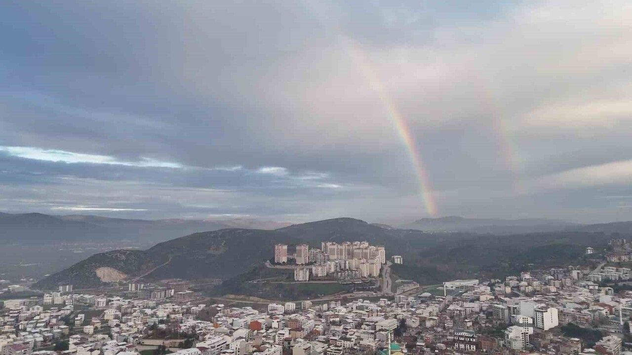 Kestel'de Gökkuşağı Görsel Şölene Dönüştü