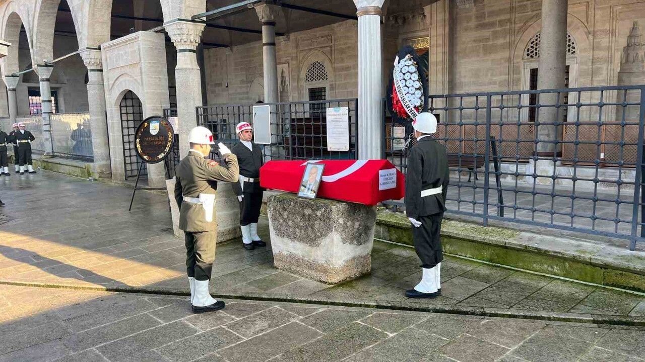 Kıbrıs Gazisi Ekrem Karaca, Babaeski'de Son Yolculuğuna Uğurlandı