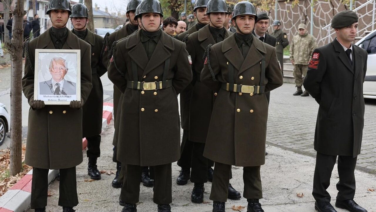 Kıbrıs Gazisi Muharrem Arıkan Son Yolculuğuna Uğurlandı