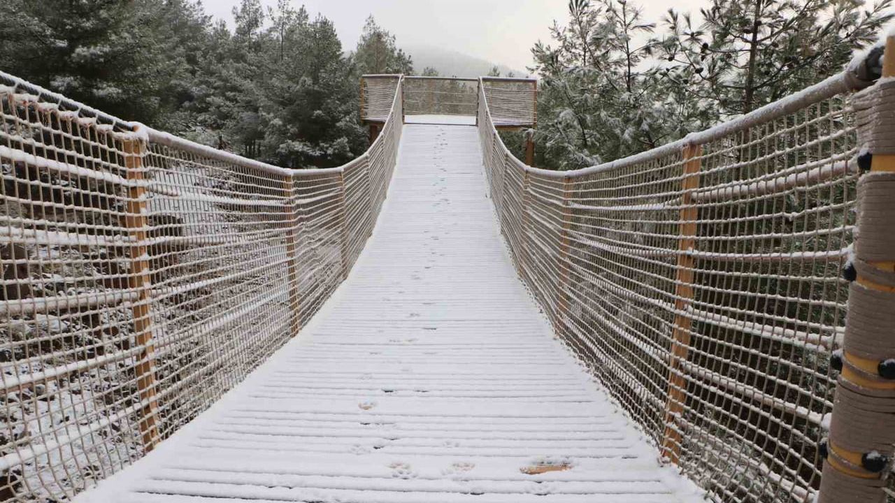 Kilis’te Kar Yağışı Resul Osman Dağı’nı Beyaza Büründürdü