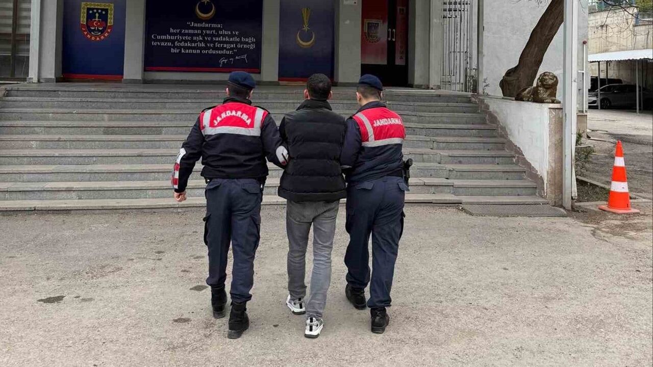 Kırıkkale'de Jandarmadan Hükümlü Operasyonu