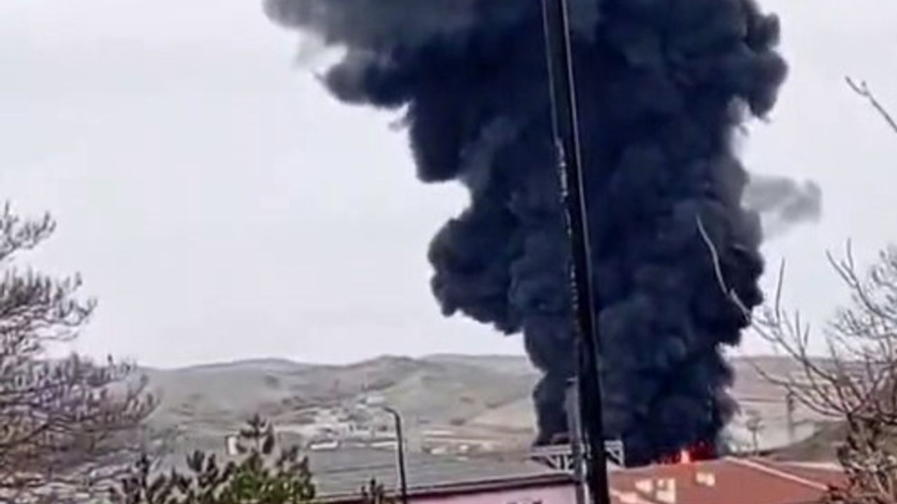 Kırıkkale'de Kimya Fabrikasında Yangın Çıktı