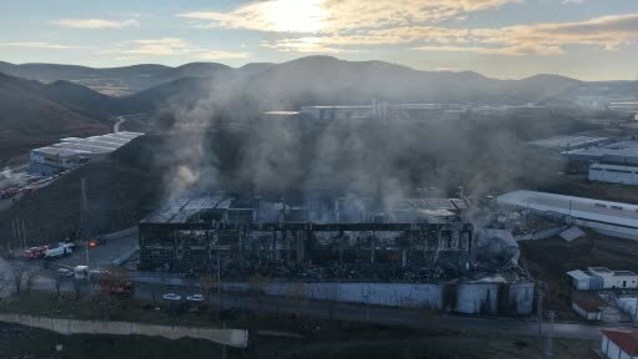 Kırıkkale'deki Kimya Fabrikası Yangınının Ardından Elde Edilen Görüntüler