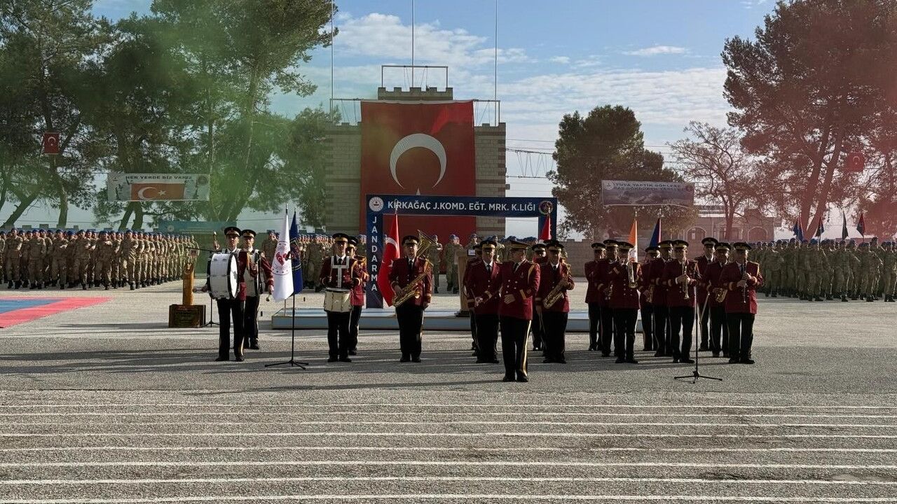 Kırkağaç'ta Uzman Erbaş Mezuniyet Töreni