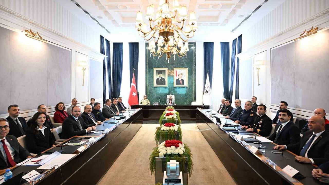 Kırklareli'nde Yılbaşı Güvenlik Önlemleri Belirlendi