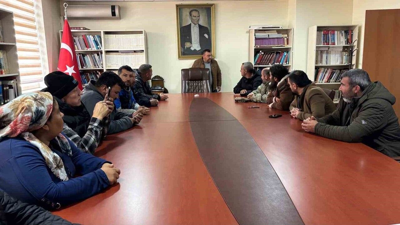 Kırşehir'de Velilerden Sınıf Birleştirme İsyanı