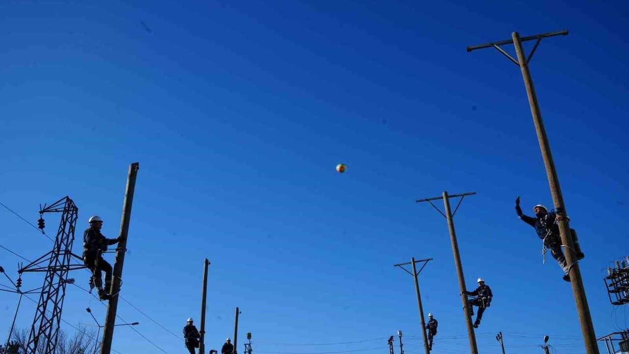 Kış Şartlarına Hazırlık: Aras EDAŞ'ın Eğitim Seferberliği