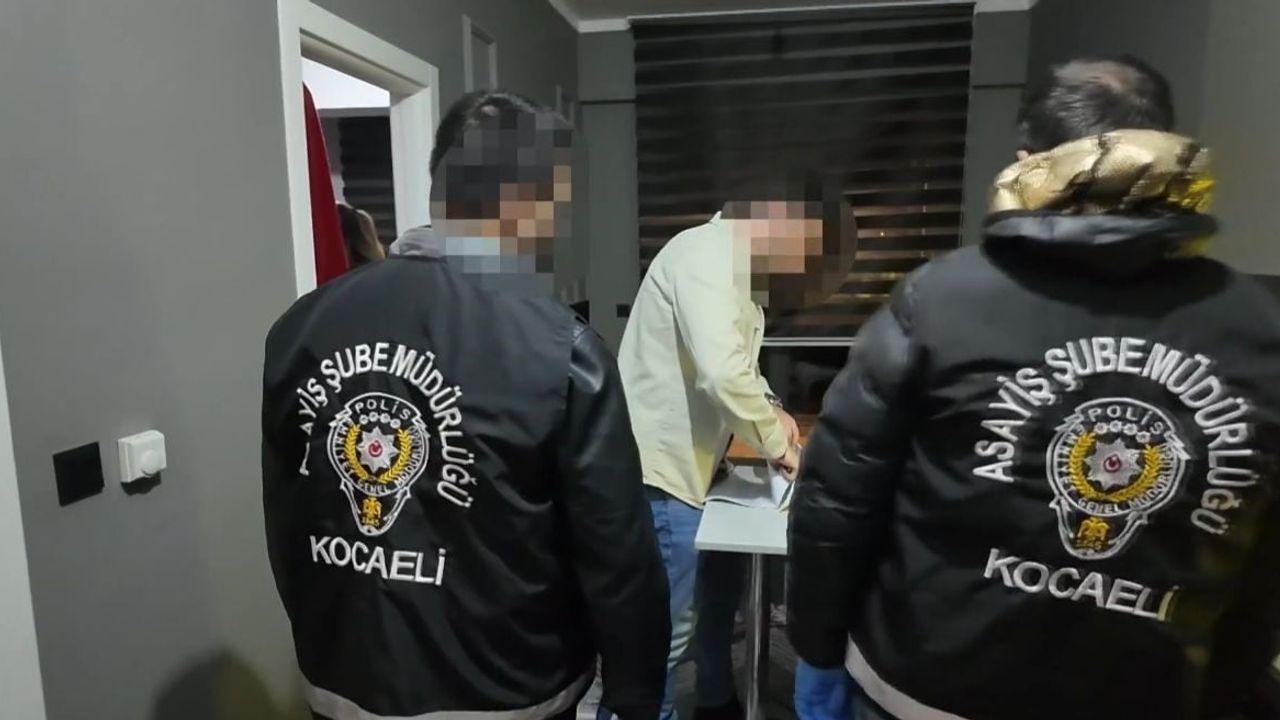 Kocaeli'de Fuhuş Operasyonu: 12 Gözaltı, 14 Kadın Kurtarıldı