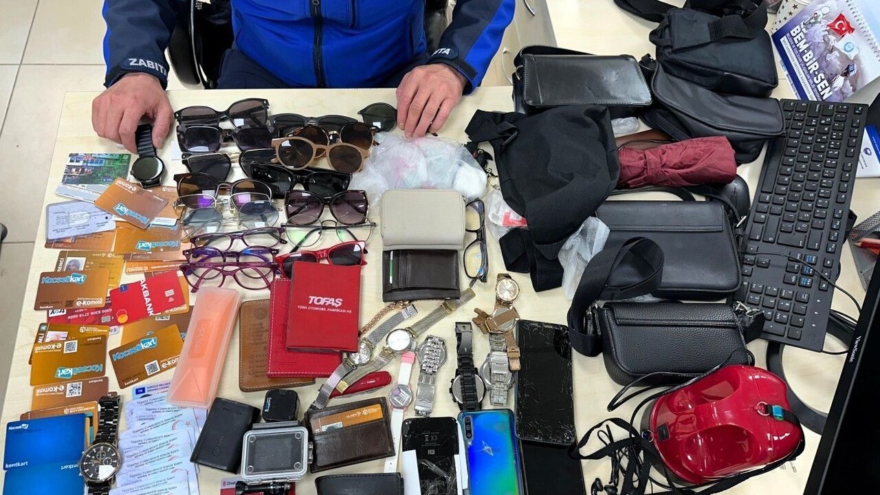 Kocaeli'de Kayıp Eşyalar İçin Alo 153 Hizmeti