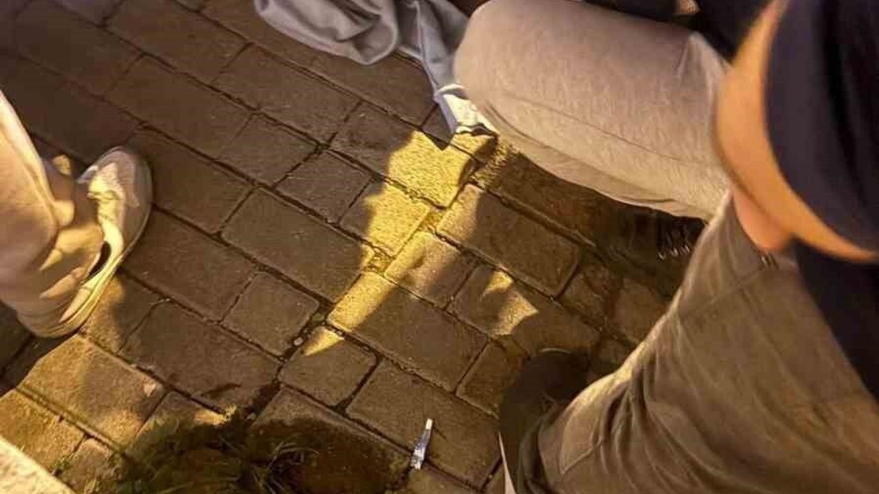 Kocaeli'de Lise Öğrencileri Arasında Bıçaklı Kavga: 1 Yaralı