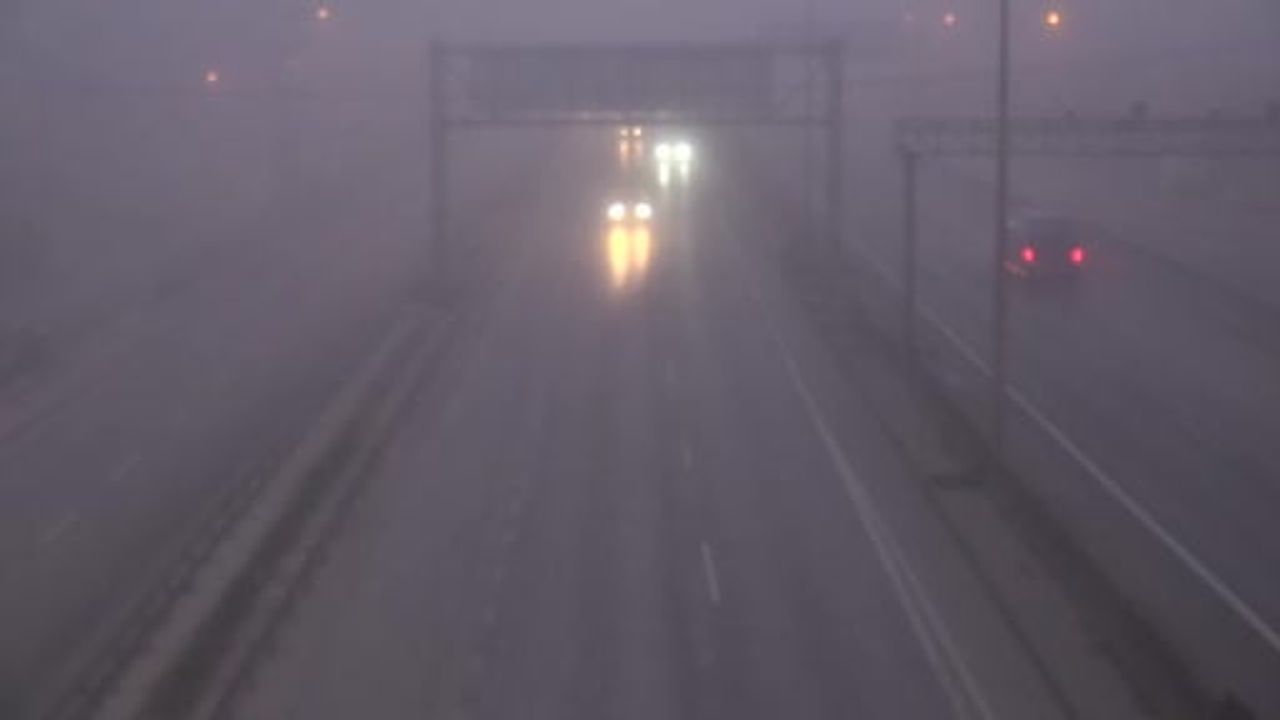 Kocaeli'de Sis Trafiği Olumsuz Etkiledi