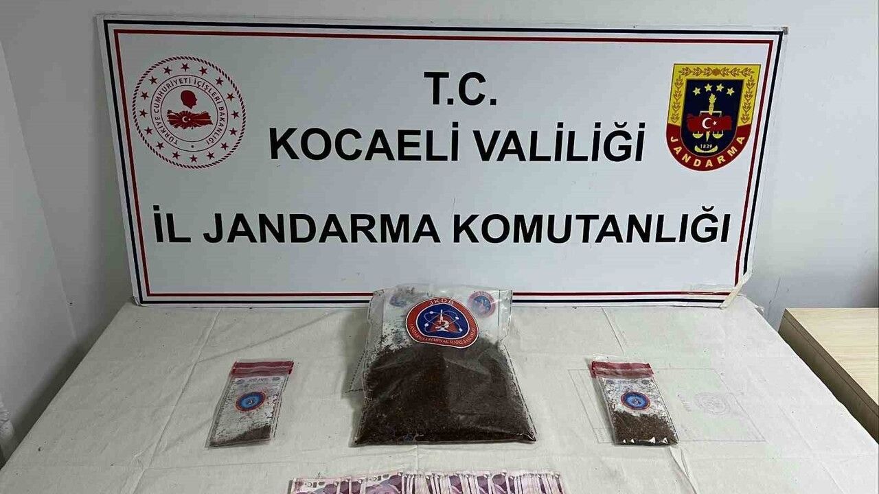 Kocaeli'de Uyuşturucu Operasyonu: 2 Gözaltı