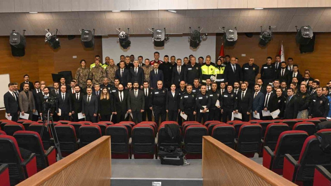 Kocaeli'de Yılbaşı Öncesi Güvenlik Hazırlıkları Tamamlandı