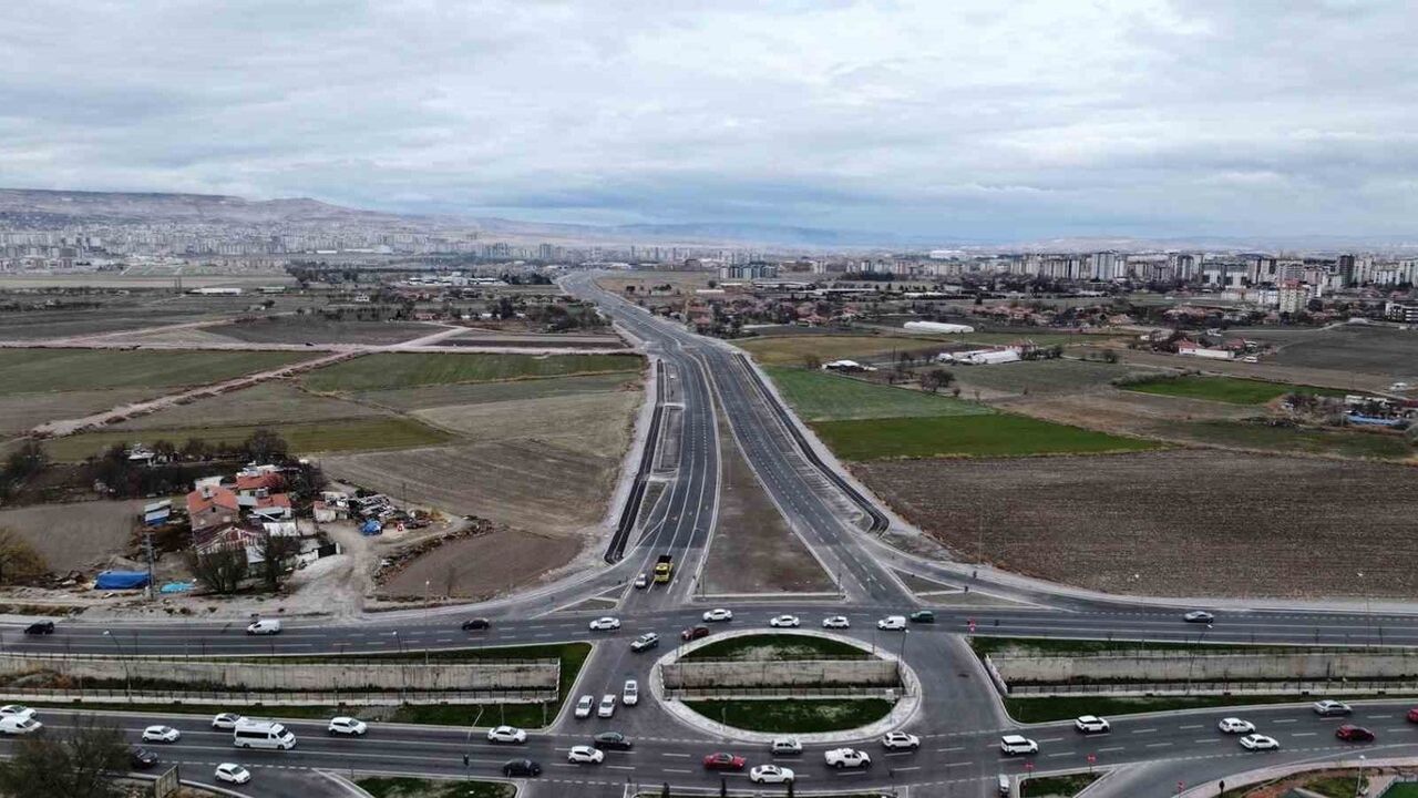 Kocasinan'da Yeni Ulaşım Hattı Açıldı