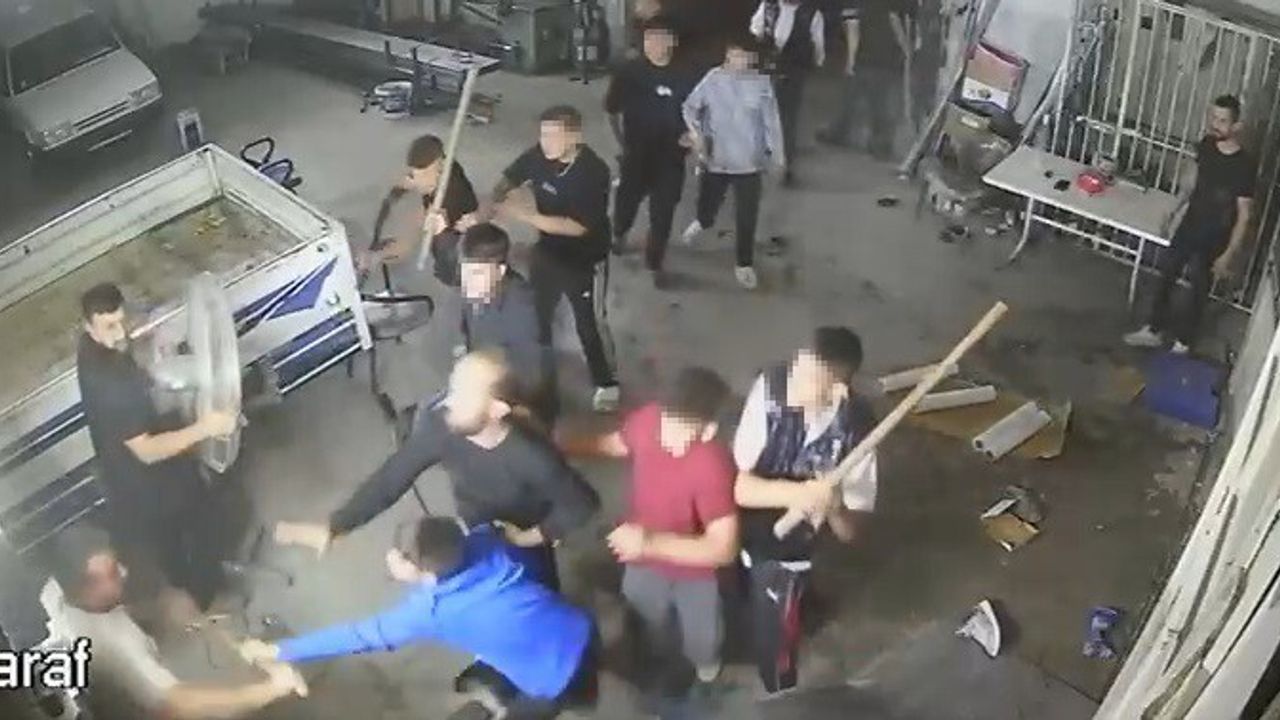 Konya'da Sopa ve Tüfekli Kavga Kameralara Yansıdı