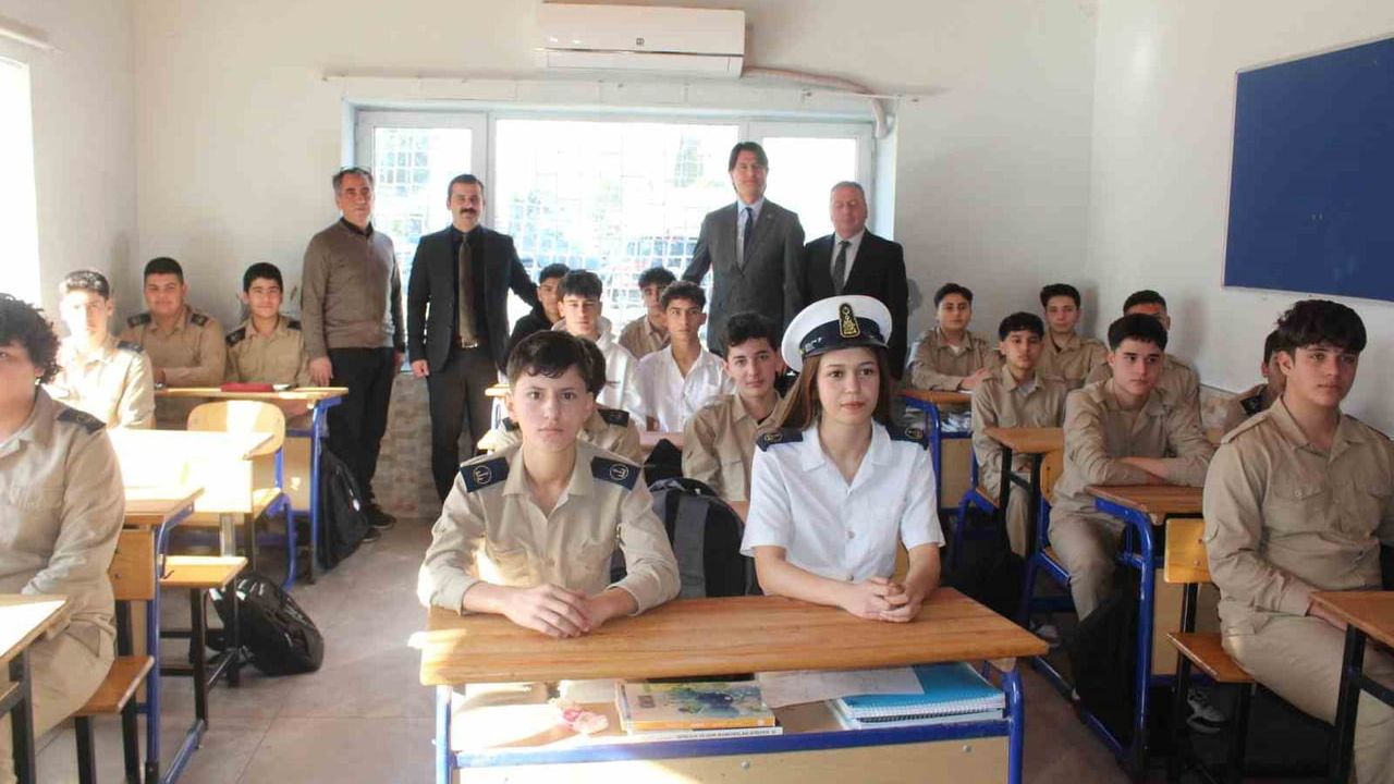 Köyceğiz Kaymakamı Mert Kumcu, Gemi Simülasyon Laboratuvarını Ziyaret Etti