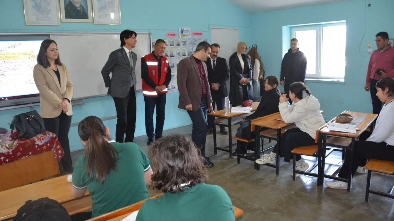 Köyceğiz Kaymakamı Mert Kumcu Zaferler Mahallesi’nde Vatandaşlarla Buluştu