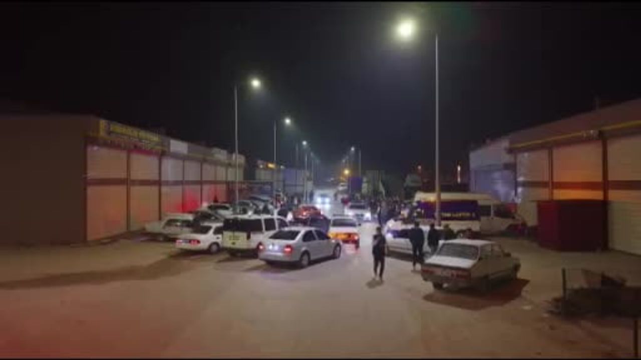 Kozan'da Modifiye Araç Tutkunları Buluştu