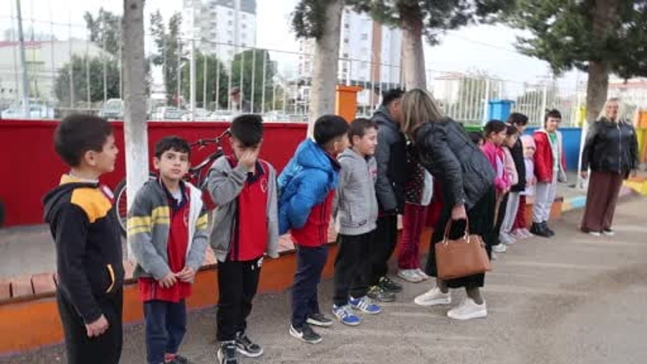 Kozanlı Öğrencilerden İyilik Seferberliği