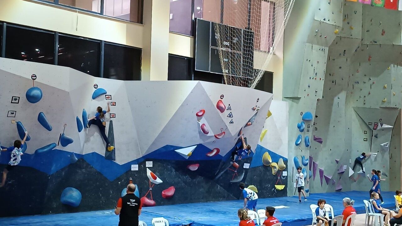 Küçük Tırmanışçılar İnegöl’e Ödül Getirdi